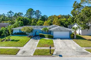 1862 Del Robles Dr, Clearwater, FL 33764 - Photo 1