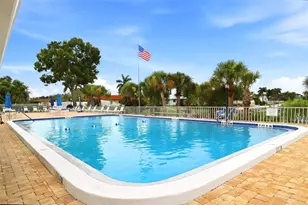 2407 Riverbluff Pkwy, Sarasota, FL 34231 - Photo 21