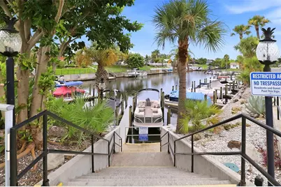 2407 Riverbluff Parkway #V-226, Sarasota, FL 34231 - Photo 19