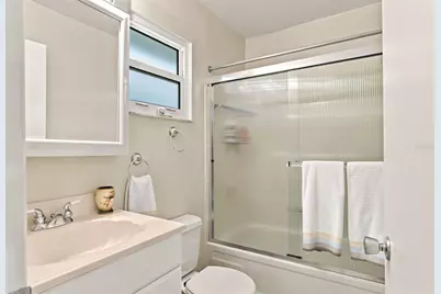 2407 Riverbluff Parkway #V-226, Sarasota, FL 34231 - Photo 15