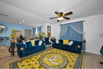 7526 Carolton Circle, Tampa, FL 33619 - Photo 9