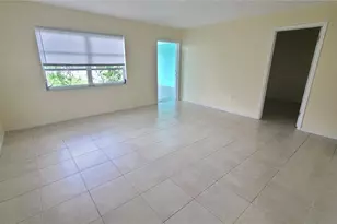 8206 43rd Ave W, Bradenton, FL 34209 - Photo 5