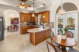 4937 Oxford Dr, Siesta Key, FL 34242 - Photo 15