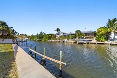 4937 Oxford Drive, Siesta Key, FL 34242 - Photo 33