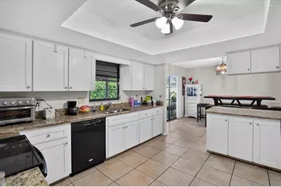 5031 Brandeis Circle S, Sarasota, FL 34243 - Photo 15