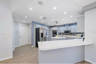 6840 Country Lakes Circle, Sarasota, FL 34243 - Photo 13