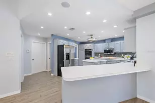 6840 Country Lakes Cir, Sarasota, FL 34243 - Photo 13