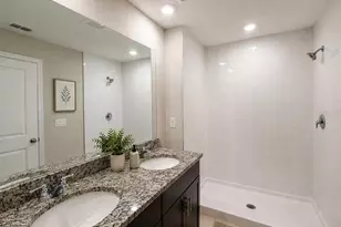 17048 Coral Key Dr, Nokomis, FL 34275 - Photo 39