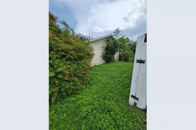 311 42nd Street Court W, Palmetto, FL 34221 - Photo 3