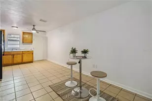1704 11th St W, Bradenton, FL 34205 - Photo 7