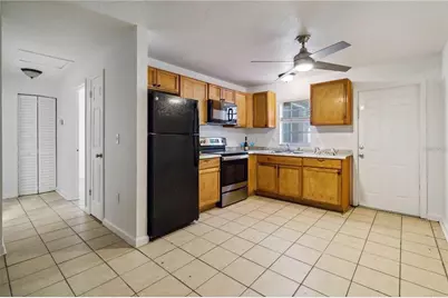 1704 11th Street W, Bradenton, FL 34205 - Photo 9