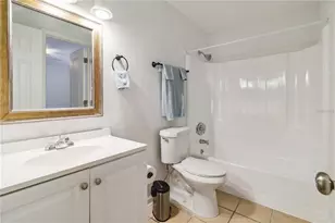 1704 11th St W, Bradenton, FL 34205 - Photo 15