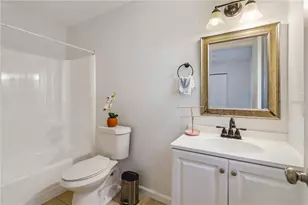 1704 11th St W, Bradenton, FL 34205 - Photo 21