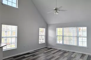 5500 Rosehill Rd, Sarasota, FL 34233 - Photo 3