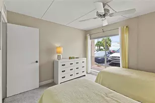 845 Benjamin Franklin Dr, Sarasota, FL 34236 - Photo 11