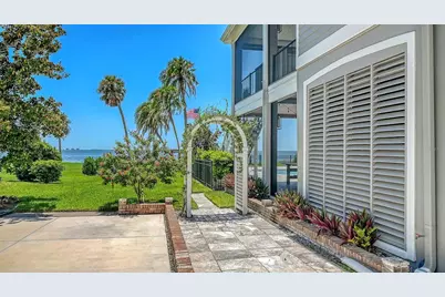 7418 Westmoreland Drive, Sarasota, FL 34243 - Photo 7