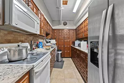 8414 N Grady Avenue, Tampa, FL 33614 - Photo 11