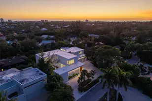 1355 Roberts Bay Ln, Sarasota, FL 34242 - Photo 85
