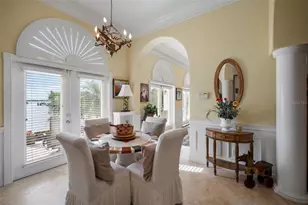 1444 Harbor Dr, Sarasota, FL 34239 - Photo 9