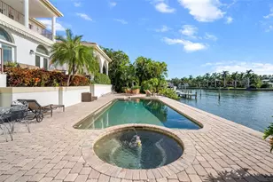 1444 Harbor Dr, Sarasota, FL 34239 - Photo 35