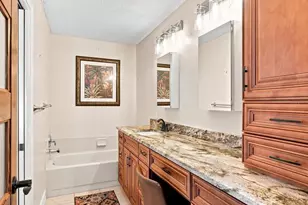 5381 Kelly Dr, Sarasota, FL 34233 - Photo 23