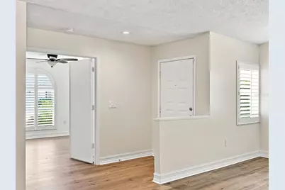 5381 Kelly Drive #15, Sarasota, FL 34233 - Photo 5