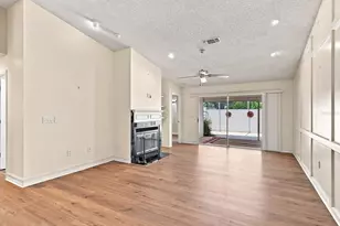 5381 Kelly Dr, Sarasota, FL 34233 - Photo 15