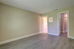 4625 Summerwind Dr, Sarasota, FL 34234 - Photo 13