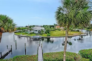 1916 Harbourside Dr, Longboat Key, FL 34228 - Photo 45