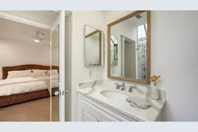 1916 Harbourside Drive #804, Longboat Key, FL 34228 - Photo 33