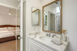 1916 Harbourside Dr, Longboat Key, FL 34228 - Photo 33