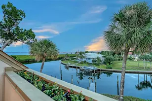 1916 Harbourside Dr, Longboat Key, FL 34228 - Photo 63