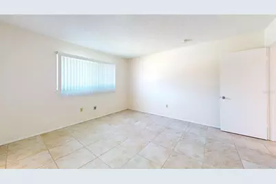 1213 Glen Oaks Drive E, Sarasota, FL 34232 - Photo 25