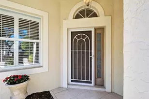 311 Lansbrook Dr, Venice, FL 34292 - Photo 3