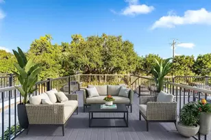 3365 Ramblewood Dr N, Sarasota, FL 34237 - Photo 21