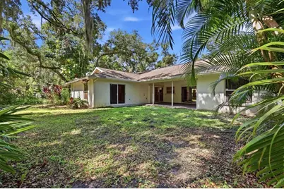 4537 Chimney Creek Drive, Sarasota, FL 34235 - Photo 31