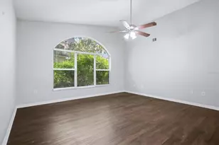 4537 Chimney Creek Dr, Sarasota, FL 34235 - Photo 15