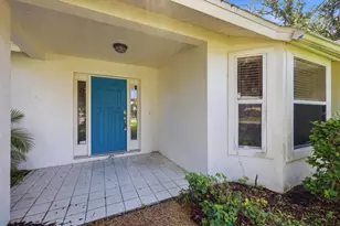 4537 Chimney Creek Dr, Sarasota, FL 34235 - Photo 3