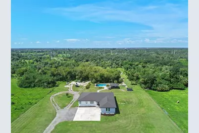 1810 37th Street E, Palmetto, FL 34221 - Photo 5