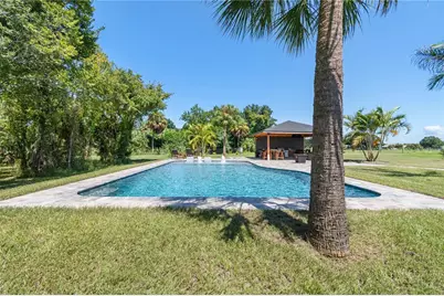 1810 37th Street E, Palmetto, FL 34221 - Photo 7