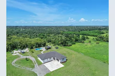 1810 37th Street E, Palmetto, FL 34221 - Photo 1