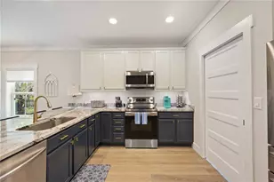 1623 8th Ave W, Bradenton, FL 34205 - Photo 3