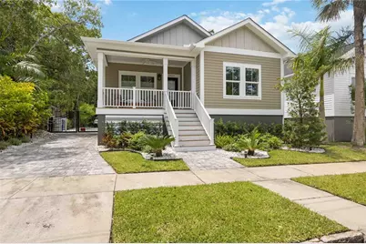1623 8th Avenue W, Bradenton, FL 34205 - Photo 1