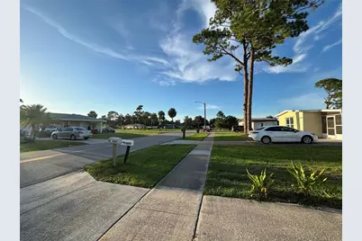 2472 Picnic Street, Port Charlotte, FL 33952 - Photo 7