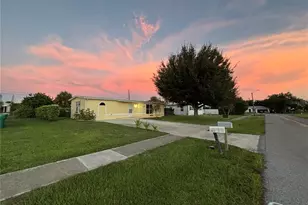2472 Picnic St, Port Charlotte, FL 33952 - Photo 9