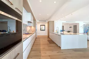455 Longboat Club Rd, Longboat Key, FL 34228 - Photo 23