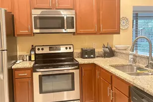 5256 Myrtlewood Rd, Sarasota, FL 34235 - Photo 3