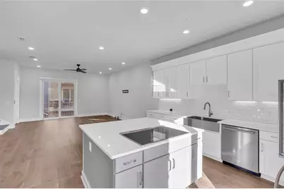 506 Laurel Park Drive #506, Sarasota, FL 34236 - Photo 7