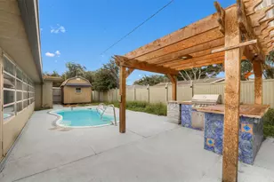 6450 31st Terrace N, Saint Petersburg, FL 33710 - Photo 3