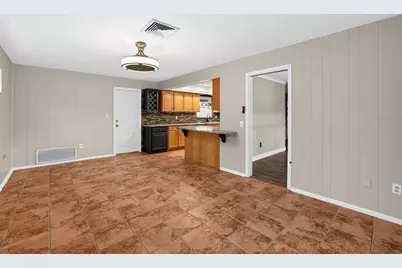 6450 31st Terrace N, Saint Petersburg, FL 33710 - Photo 13